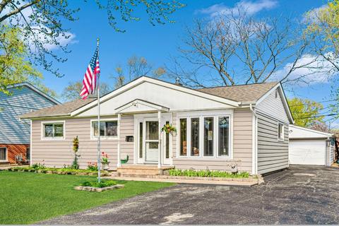 203 W Norman Ln, Wheeling, IL 60090 photo 2