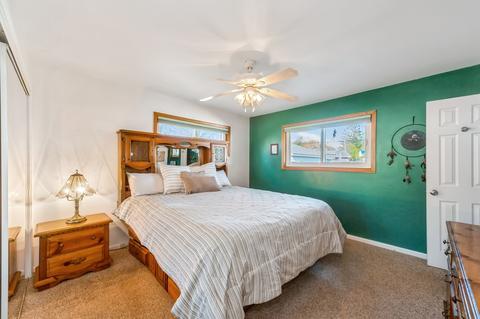 203 W Norman Ln, Wheeling, IL 60090 photo 8