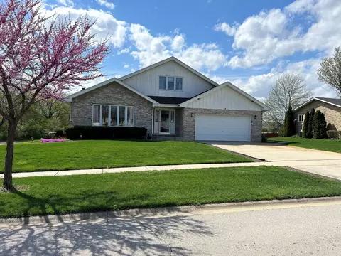 19232 116th Ave, Mokena, IL 60448
