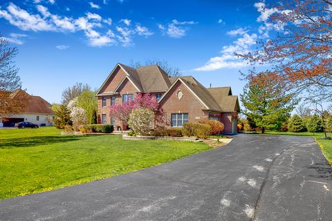 6 N348 W Ridgewood Ln, Saint Charles, IL 60175