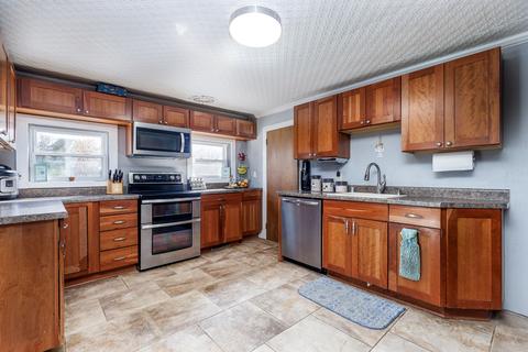 511 N Salisbury, Davis, IL 61019 photo 7