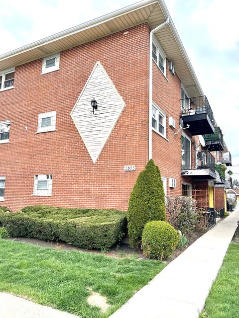 3553 N Neenah Ave #2C, Chicago, IL 60634