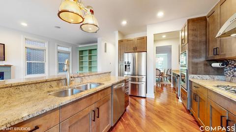 1412 S Emerald Ave, Chicago, IL 60607 photo 8