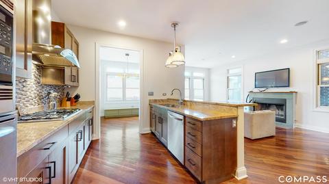 1412 S Emerald Ave, Chicago, IL 60607 photo 9
