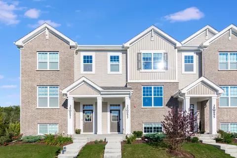 30 W093 Brayman Ct, Warrenville, IL 60563