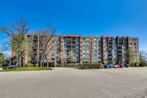 400 Park Ave #208, Calumet City, IL 60409