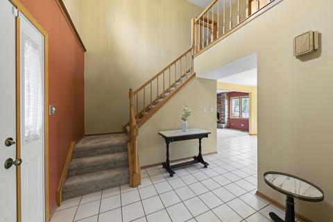 4904 144th Pl, Midlothian, IL 60445 photo 3