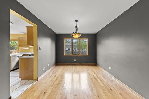 4904 144th Pl, Midlothian, IL 60445 photo 6