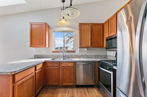 134 Dickens Trl, Elgin, IL 60120 photo 5