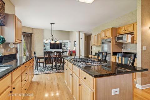 1069 Chadwick Ct, Aurora, IL 60502 photo 12