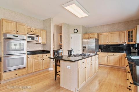 1069 Chadwick Ct, Aurora, IL 60502 photo 8