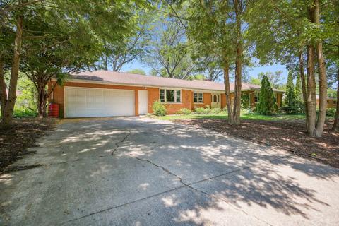 2209 Vawter St, Urbana, IL 61801