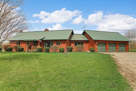 10902 Button Rd, Hebron, IL 60034 photo 1