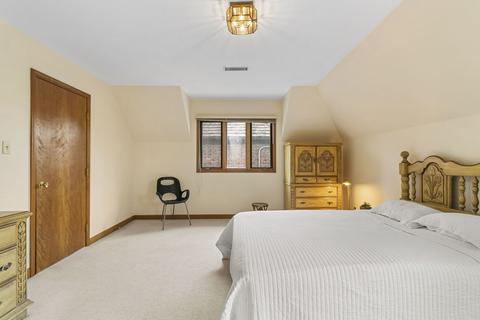 260 Bartram Rd, Riverside, IL 60546 photo 17