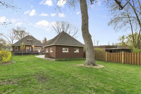 260 Bartram Rd, Riverside, IL 60546 photo 24