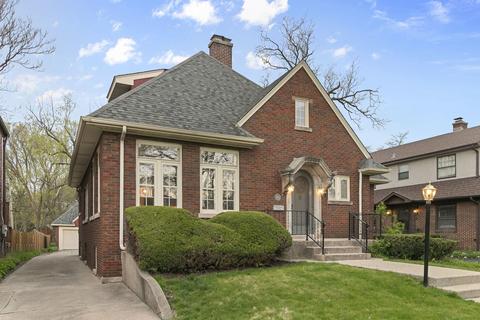 260 Bartram Rd, Riverside, IL 60546 photo 1