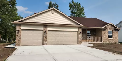 315 E Short Dr, Coal City, IL 60416