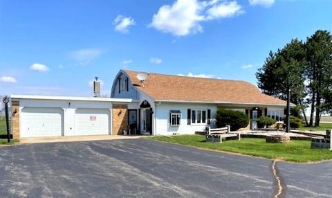 8181 Hoover Rd, Rock Falls, IL 61071