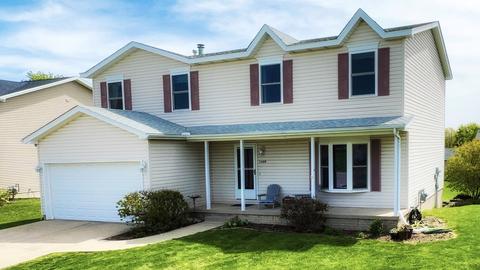 1408 Henry St, Normal, IL 61761