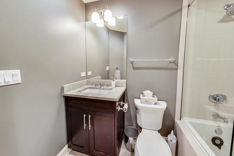 735 W Brompton Ave #2W, Chicago, IL 60657 photo 24