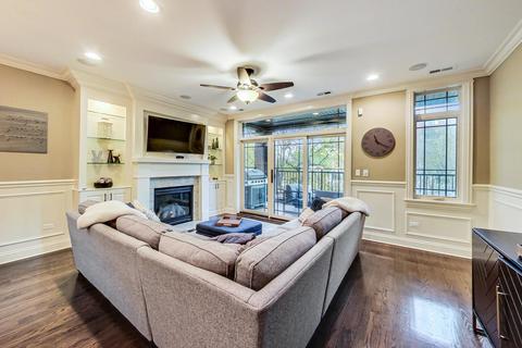 735 W Brompton Ave #2W, Chicago, IL 60657 photo 5