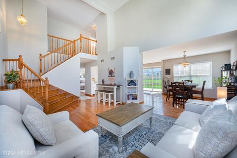 1301 Branden Ln, Bartlett, IL 60103 photo 4
