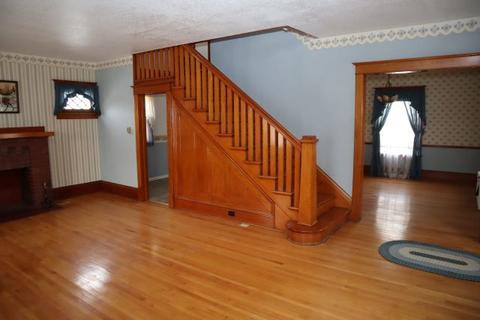 808 E 3rd St, Sterling, IL 61081 photo 4