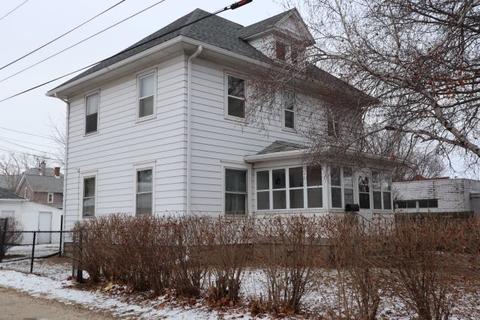 808 E 3rd St, Sterling, IL 61081 photo 2