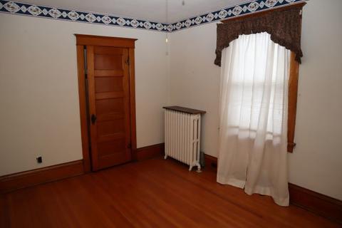 808 E 3rd St, Sterling, IL 61081 photo 9