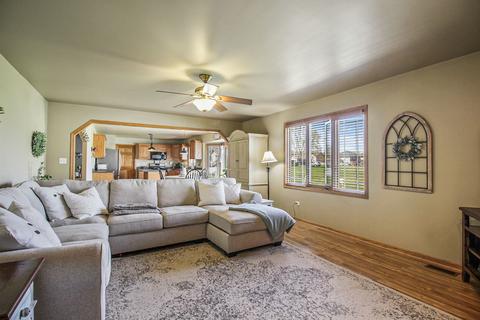 281 Maple St, Beecher, IL 60401 photo 13