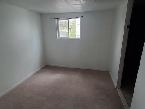 222 Willow Rd, Lakemoor, IL 60051 photo 9