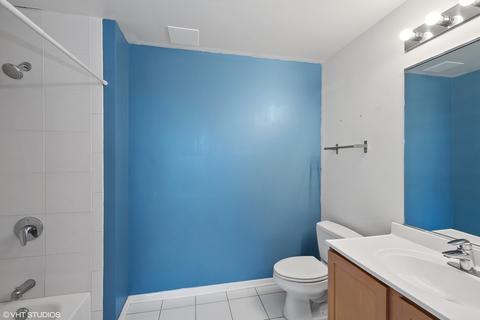 1 E 8th St #404, Chicago, IL 60605 photo 9
