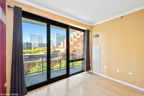 1 E 8th St #404, Chicago, IL 60605 photo 2