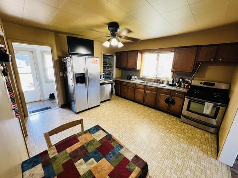 312 S 1st St, Cherry, IL 61317 photo 8