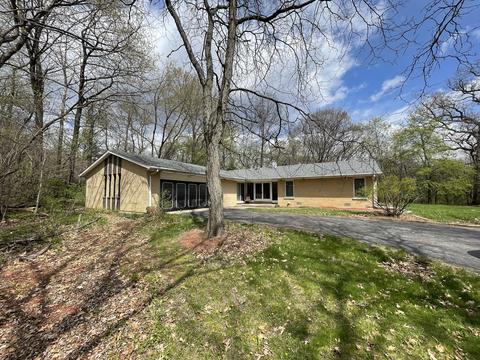 28351 Highview Rd, Mchenry, IL 60051 photo 2