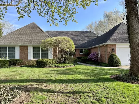 2018 Brandon Rd, Glenview, IL 60025 photo 1