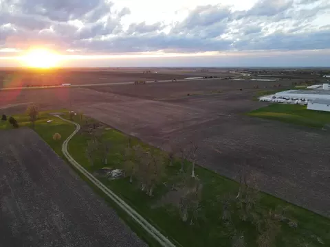44 Illinois 251, Wenona, IL 61377