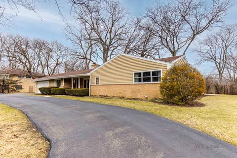 155 King Muir Rd, Lake Forest, IL 60045
