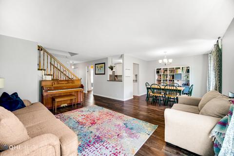 1636 Dundee Dr, Wheaton, IL 60189 photo 8