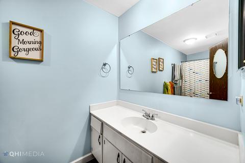 1636 Dundee Dr, Wheaton, IL 60189 photo 19