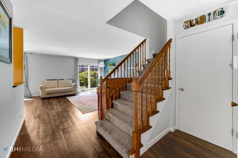 1636 Dundee Dr, Wheaton, IL 60189 photo 12
