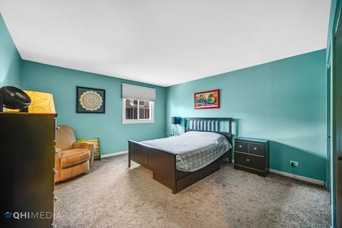 1636 Dundee Dr, Wheaton, IL 60189 photo 14