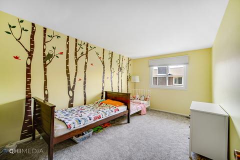 1636 Dundee Dr, Wheaton, IL 60189 photo 17