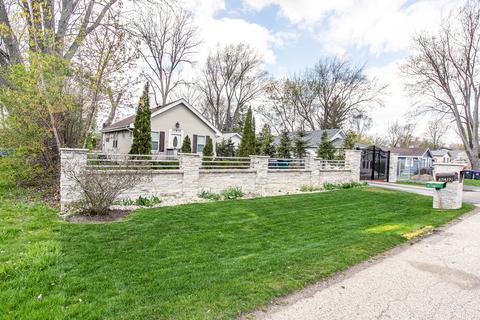 37832 N Harper Rd, Beach Park, IL 60087