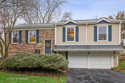 1901 Killdeer Dr, Naperville, IL 60565 photo 1