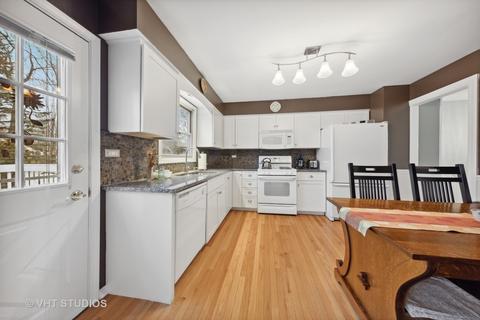 1901 Killdeer Dr, Naperville, IL 60565 photo 5