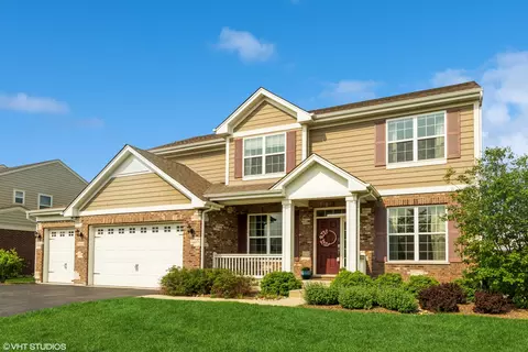 2049 Brandon Hill Rd, New Lenox, IL 60451