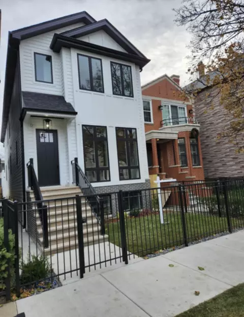 1818 W Erie St, Chicago, IL 60622