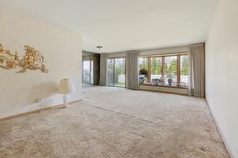 1760 Euclid Ave, Mount Prospect, IL 60056 photo 3