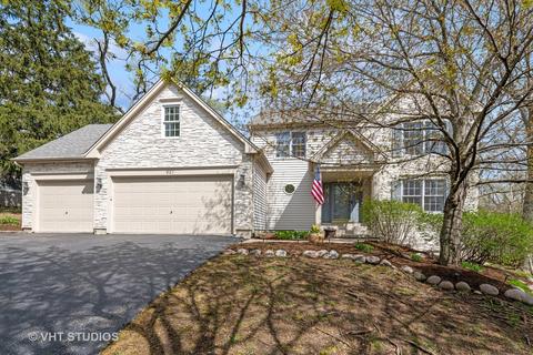 927 S Cook St, Barrington, IL 60010